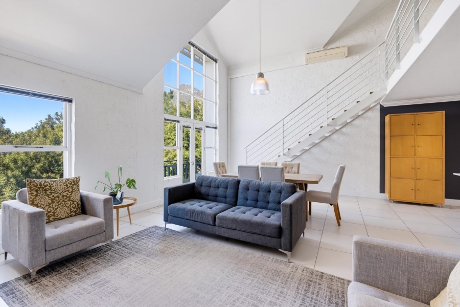 To Let 1 Bedroom Property for Rent in Oranjezicht Western Cape